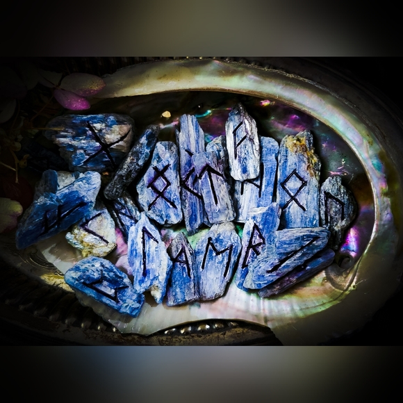 Kyanite Handmade Runestone Set - Nordic Heathen Runes - Pagan Alter Supplies - Picture 2 of 4